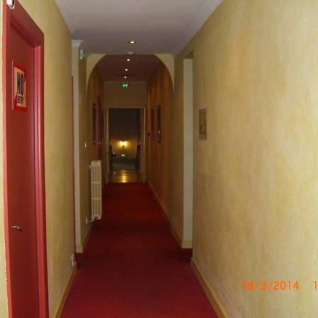 Hotel Cote Patio Ним Экстерьер фото