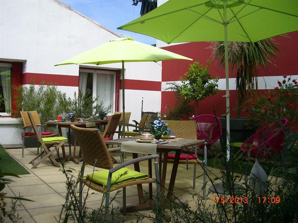 Hotel Cote Patio Ним Экстерьер фото