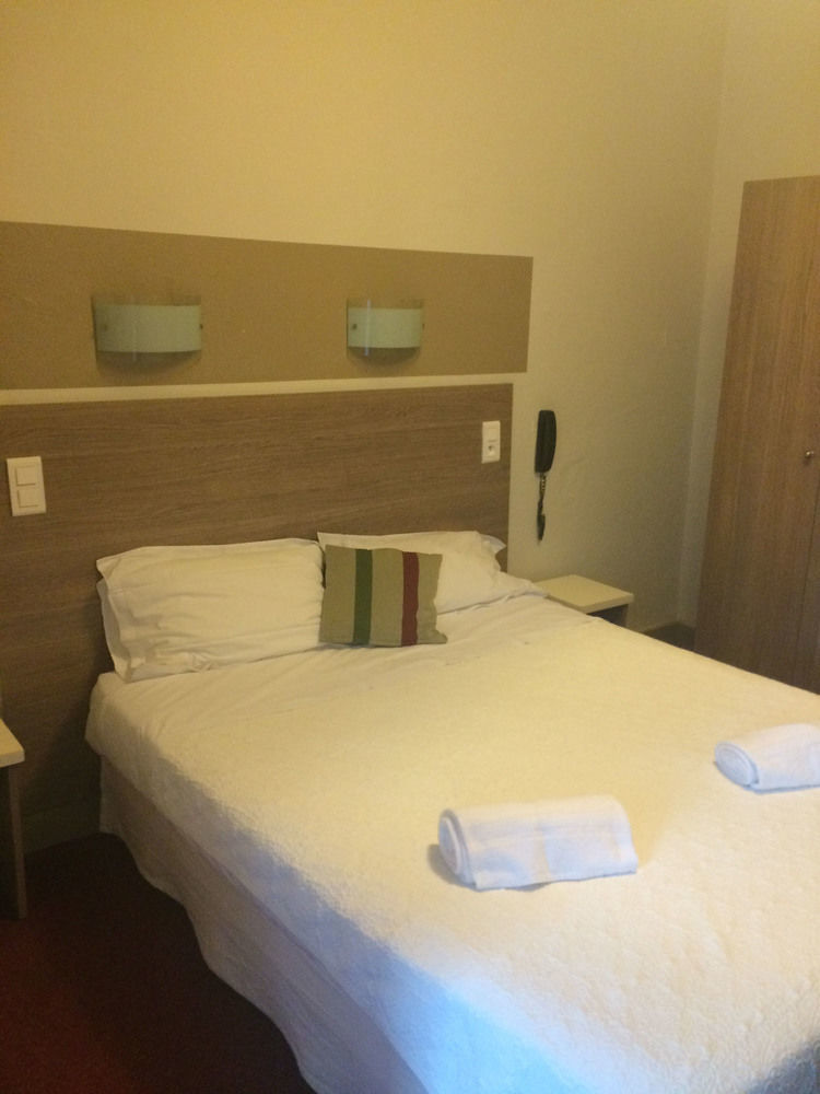 Hotel Cote Patio Ним Экстерьер фото