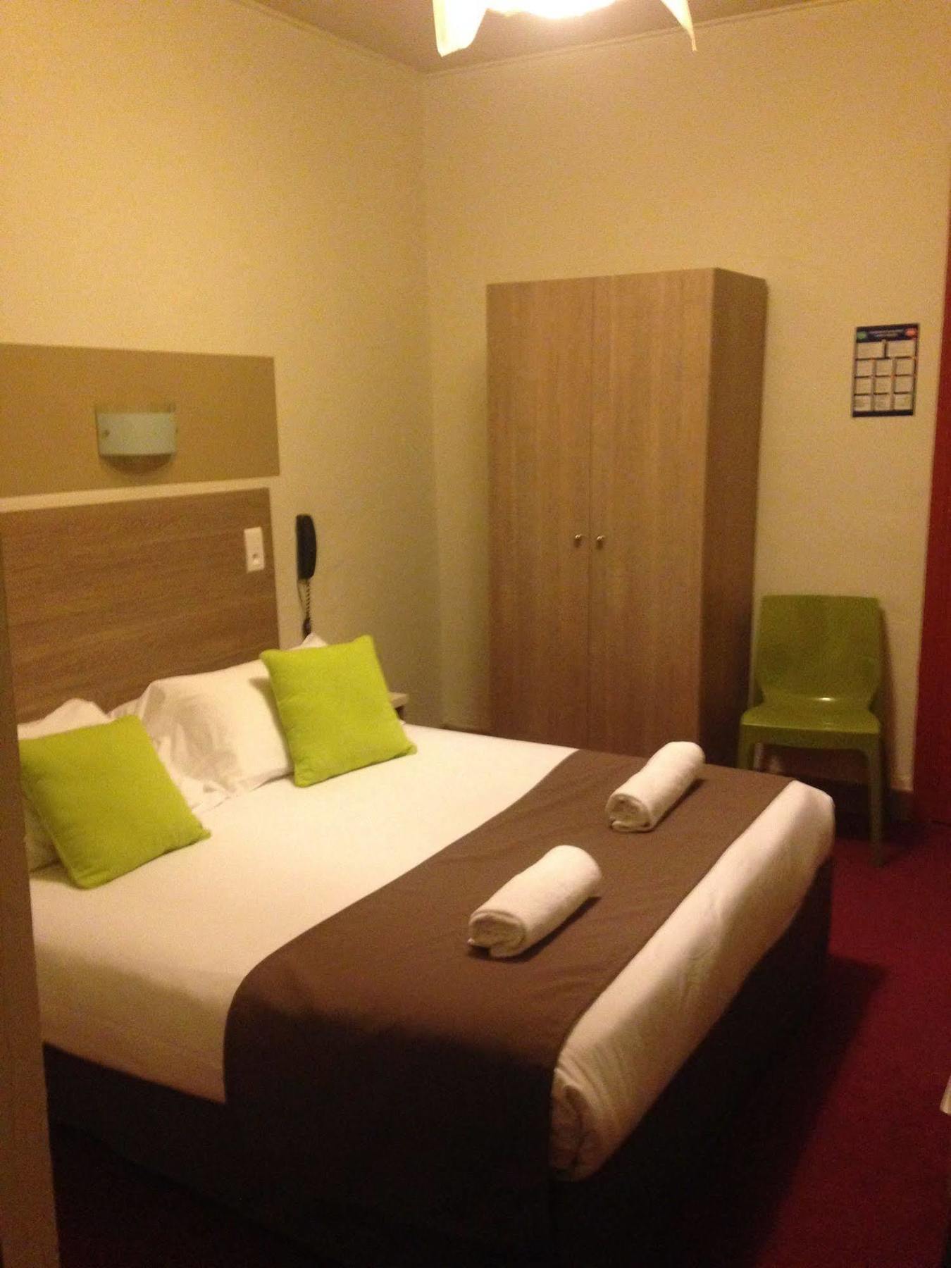 Hotel Cote Patio Ним Экстерьер фото