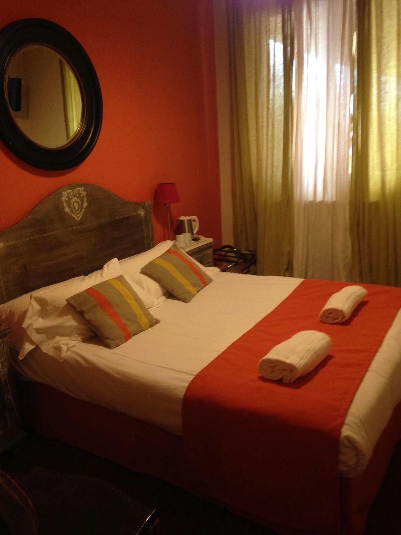 Hotel Cote Patio Ним Экстерьер фото
